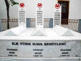 The grave of Turkish captain pilot Fethi, after whom Fethiye was named is in Damascus.